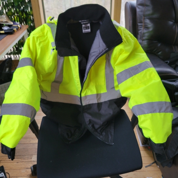 Ergodyne Other - Ergodyne Tenacious Work Gear Jacket Glo-Wear 8377 Neon Yellow Size L Large